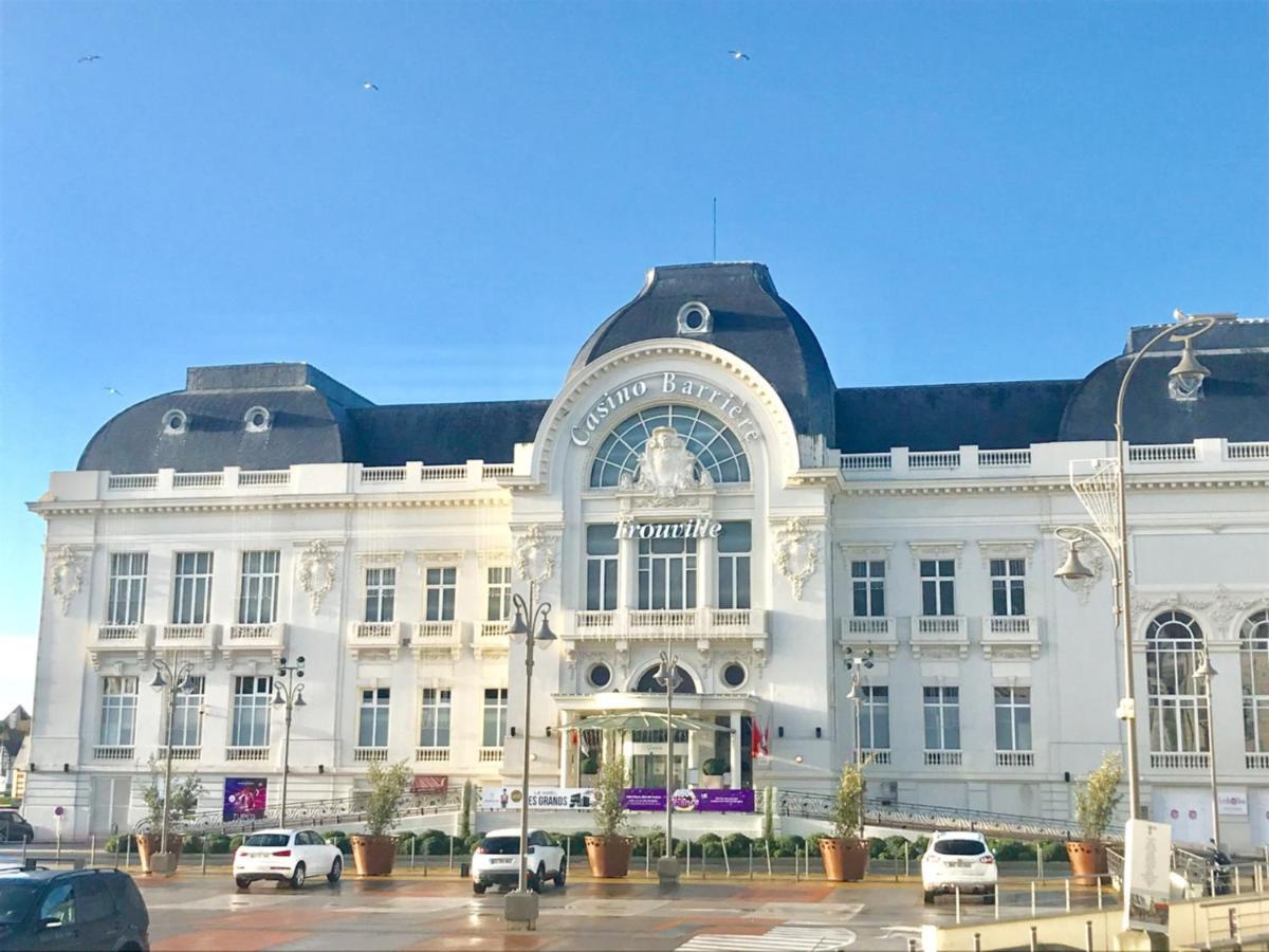 Cote Plage - Magnifique Appartement De Charme A Trouville Sur Mer - Linge - Lit Fait - Parking - Wifi - Classe Par L'Office Du Tourisme Buitenkant foto