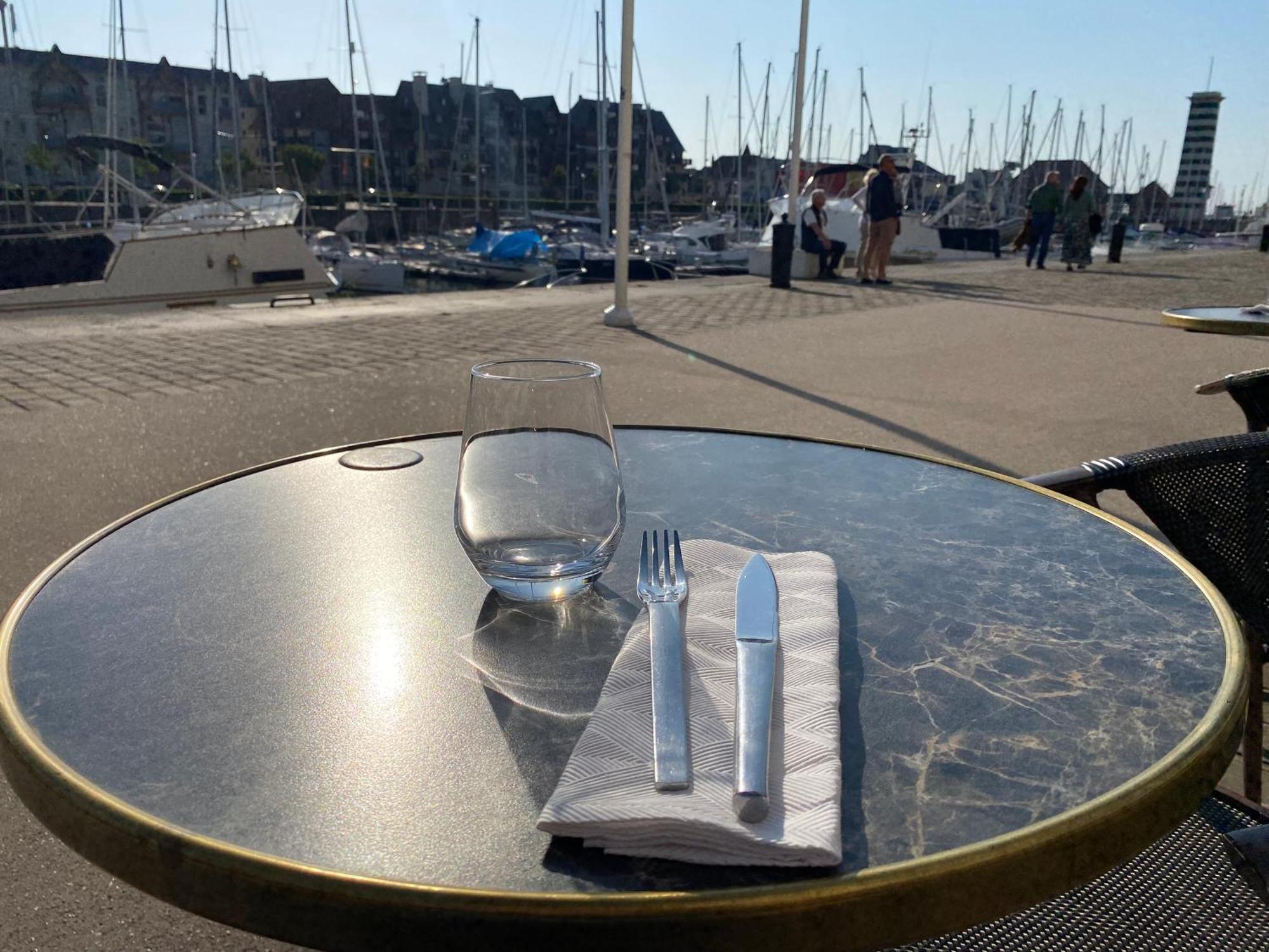 Cote Plage - Magnifique Appartement De Charme A Trouville Sur Mer - Linge - Lit Fait - Parking - Wifi - Classe Par L'Office Du Tourisme Buitenkant foto