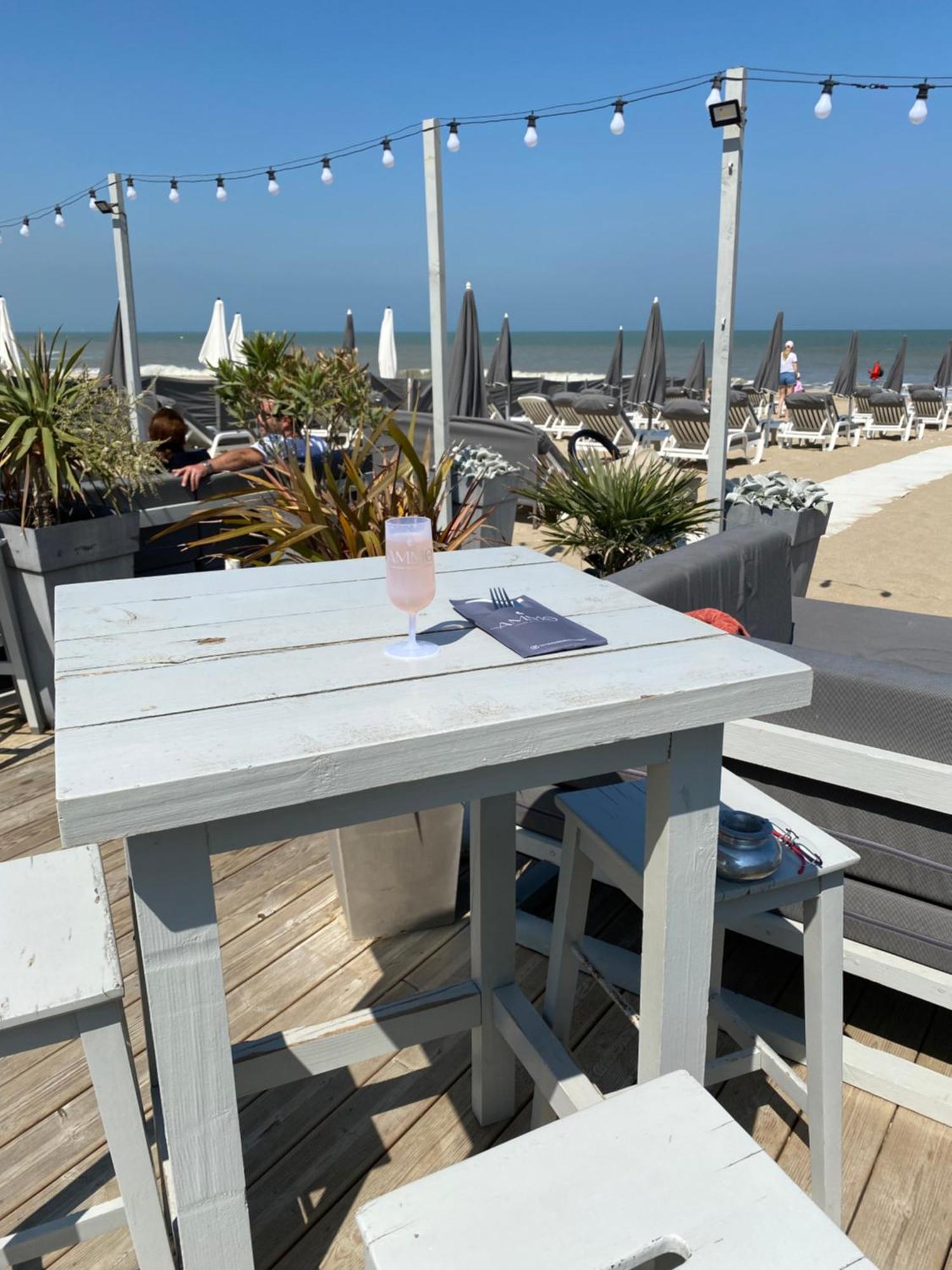 Cote Plage - Magnifique Appartement De Charme A Trouville Sur Mer - Linge - Lit Fait - Parking - Wifi - Classe Par L'Office Du Tourisme Buitenkant foto