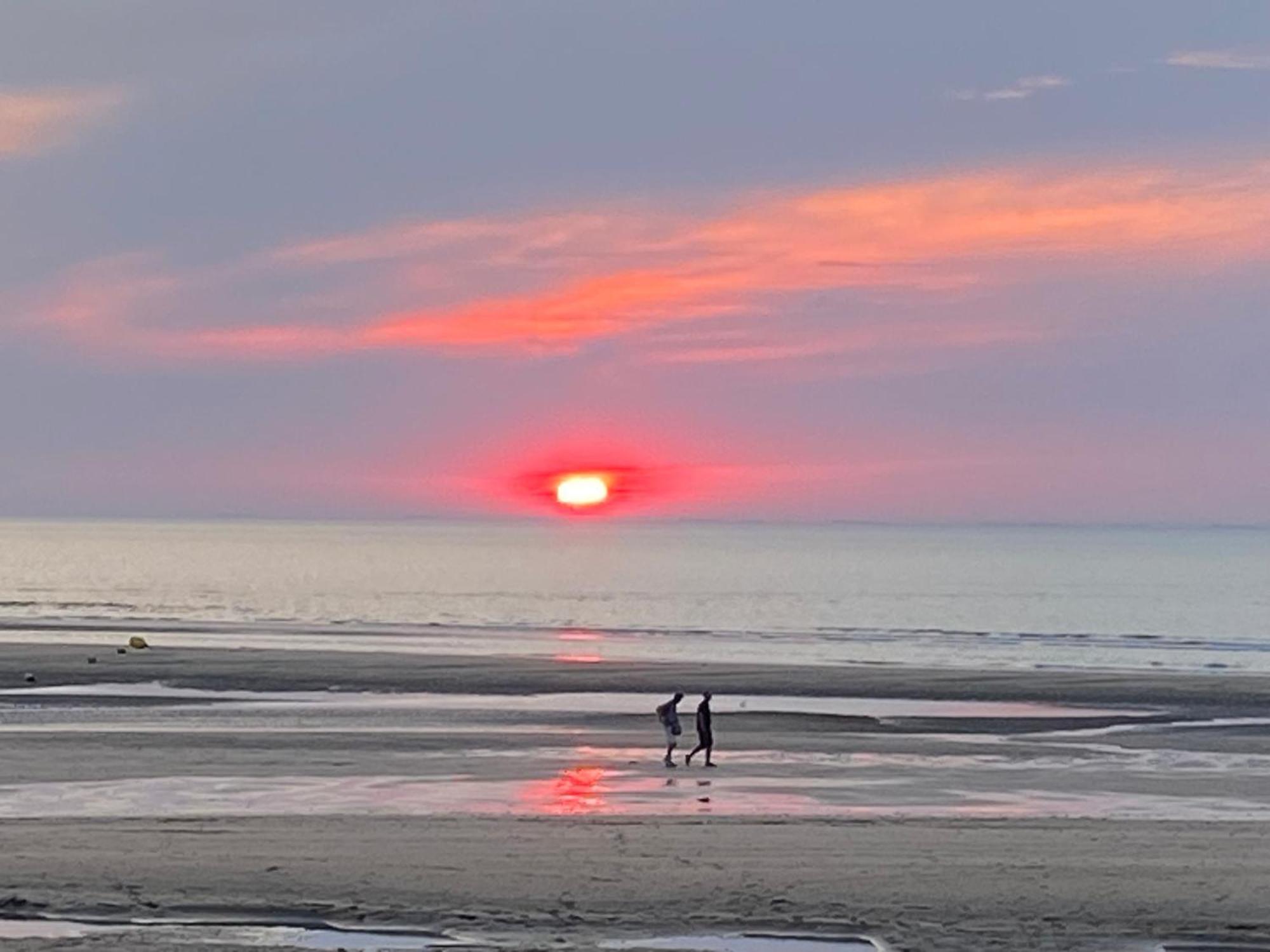 Cote Plage - Magnifique Appartement De Charme A Trouville Sur Mer - Linge - Lit Fait - Parking - Wifi - Classe Par L'Office Du Tourisme Buitenkant foto